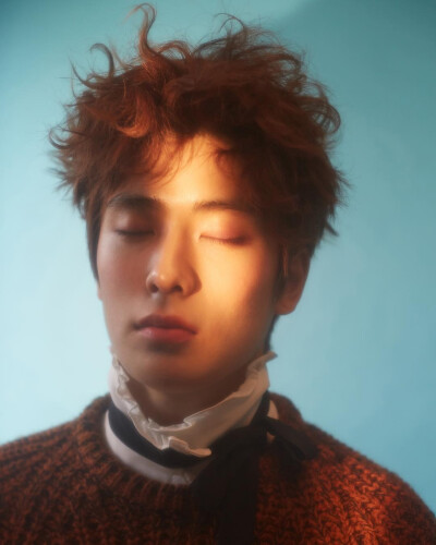 郑在玹 JaeHyun
1997年2月14日出生于韩国首尔
SM Entertainment 男团NCT、NCT U、NCT 127成员。