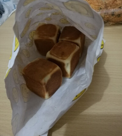 虎皮饽饽（豌豆黄，豆沙馅）