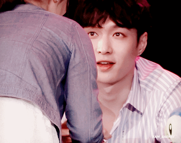 exolay张艺兴crlogo