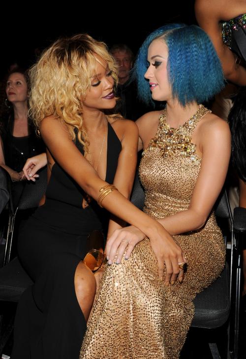 Katy Perry ＆Rihanna