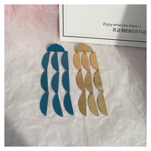 定制
            耳边铛 172欧美风金属蓝色极简几何半圆形流苏长款夸张耳环