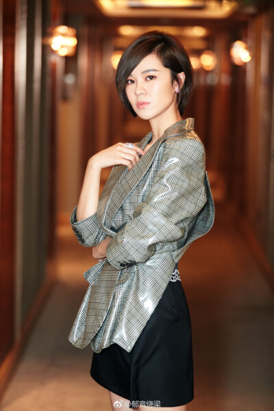 郁可唯 亮相2017网易时尚跨界盛典