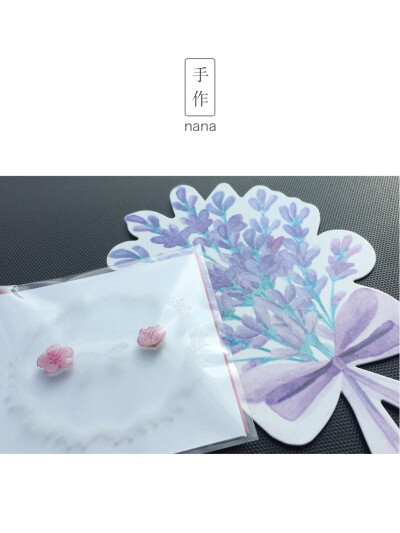 nana‘s handmade 当然不能忘了我的招牌桃花，也是在路上拍的，嘻嘻