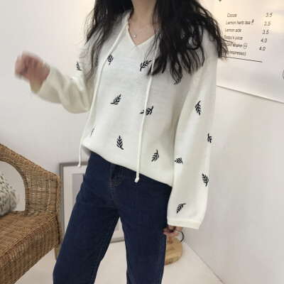 花木偶2017秋装韩风羽毛刺绣抽绳特殊V领口长袖打底衫毛衣女