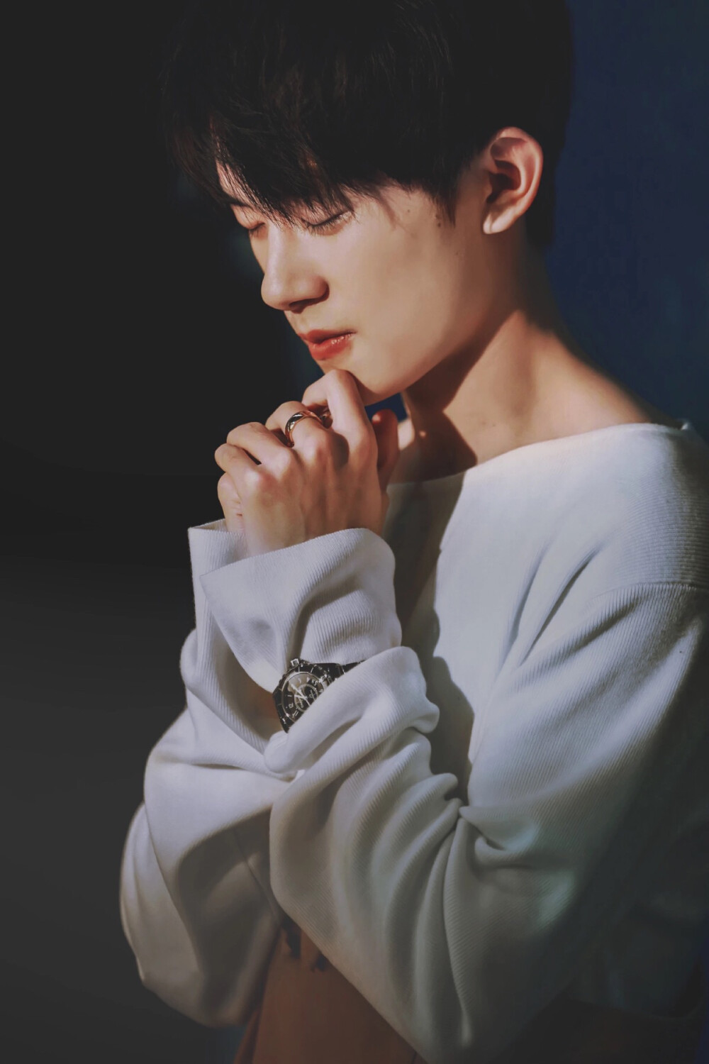 易烊千玺壁纸头像