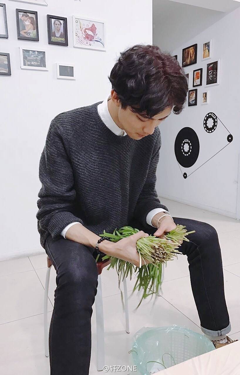 古风歌手，图片来自微博