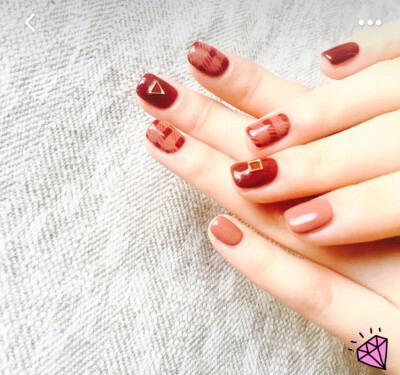Carrie.邱~美甲