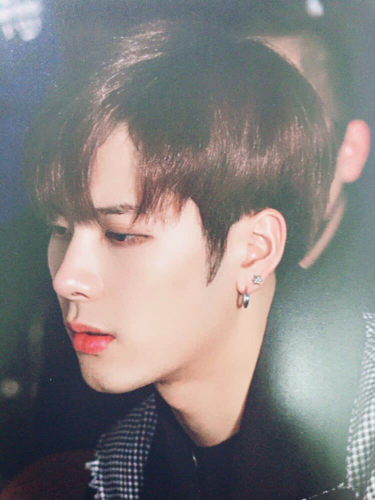 王嘉尔Jackson