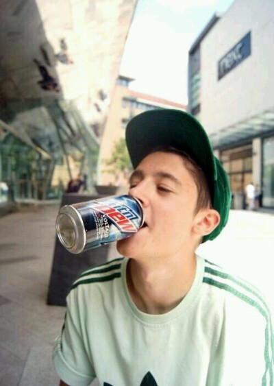 Ash Stymest