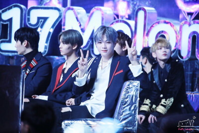 ❤❤WANNA ONE 姜丹尼尔
171202 MMA
饭拍高清
cr.fluffy_candy