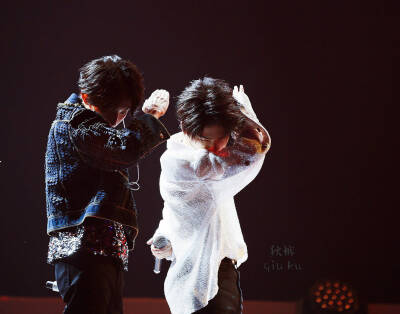 周震南 震四方 南极星 永不荒