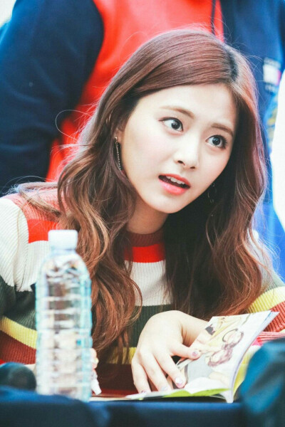 周子瑜 쯔위 Tzuyu
TWICE成员