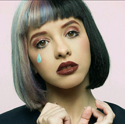 牙牙 Melanie Martinez 牙缝妹 欧美歌手 