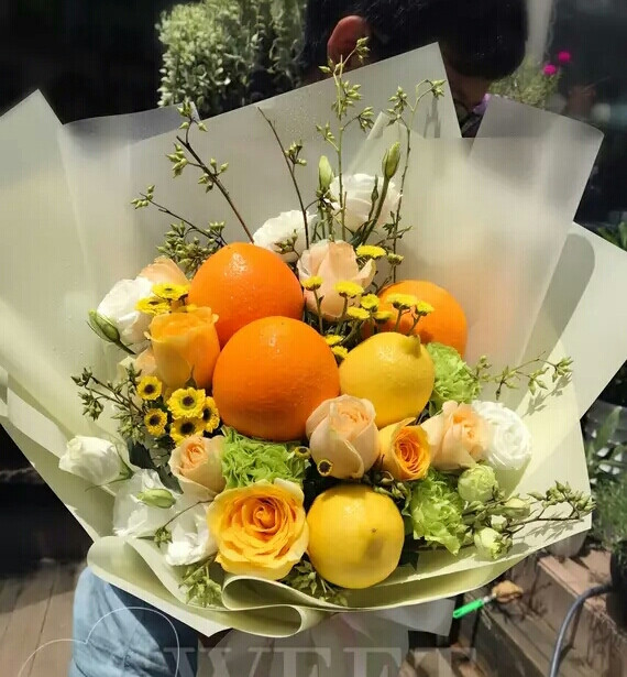 水果和花的搭配