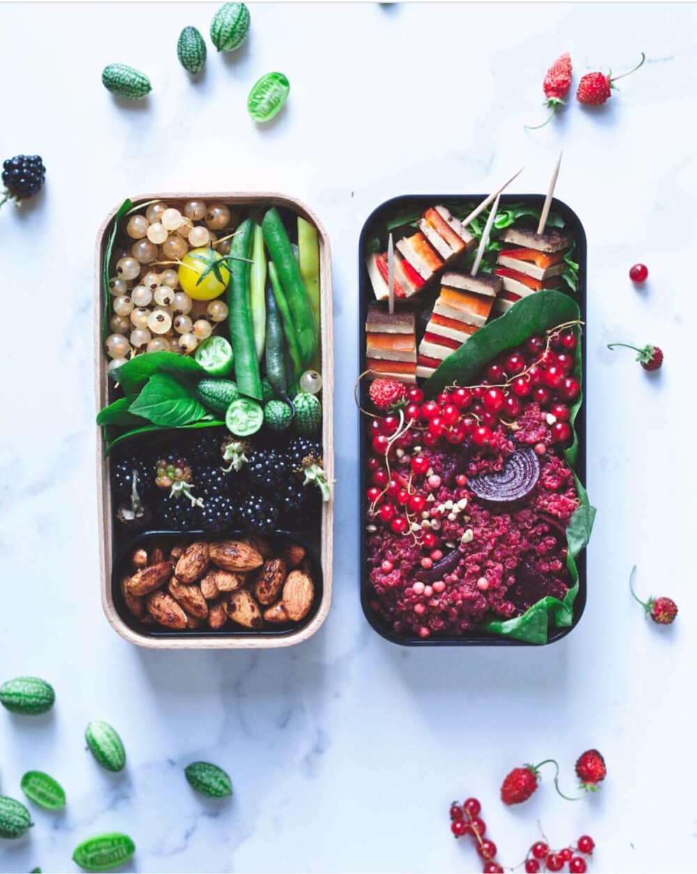 花花绿绿的素食便当，水果，蔬菜，粗粮