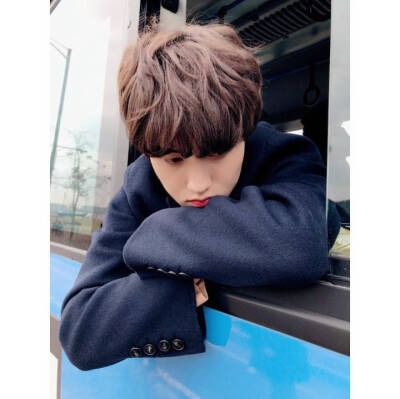 PENTAGON 吕畅九（YEOONE）