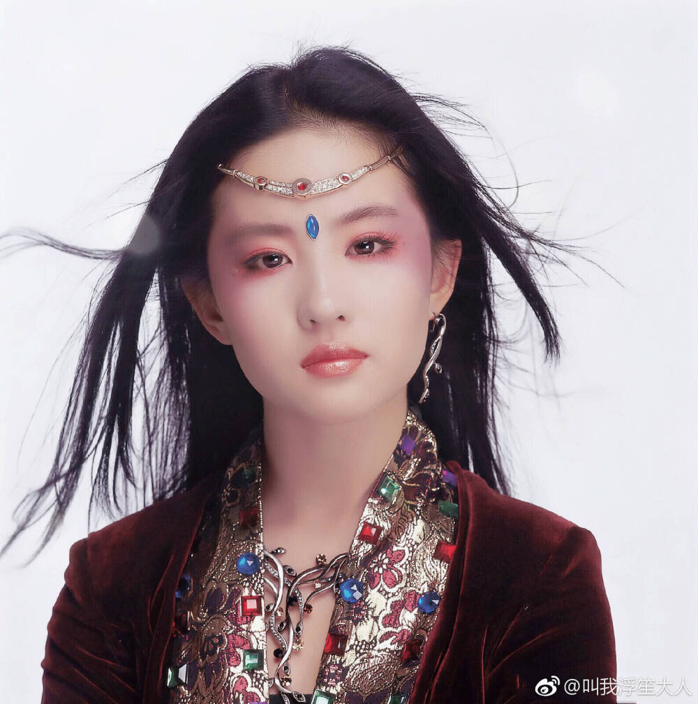 刘亦菲    完美世界