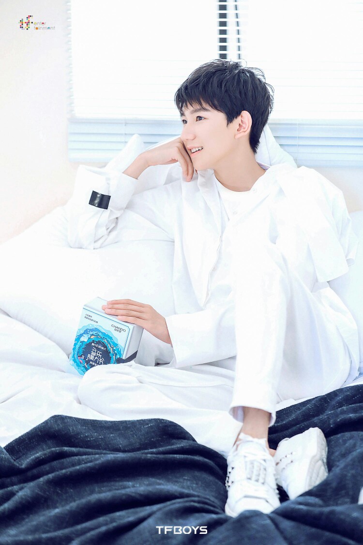 #王源 #TFBOYS 自然堂广告花絮 高清 帅气