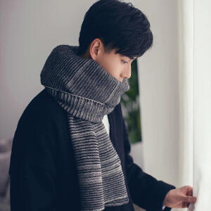 胡一天  男生头像