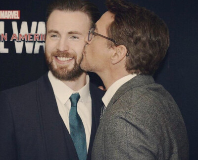 ＃chrobert＃桃糖 ChrisEvans RDJ