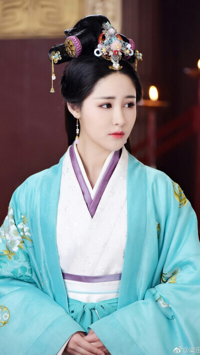 思美人 昭碧霞 梁田