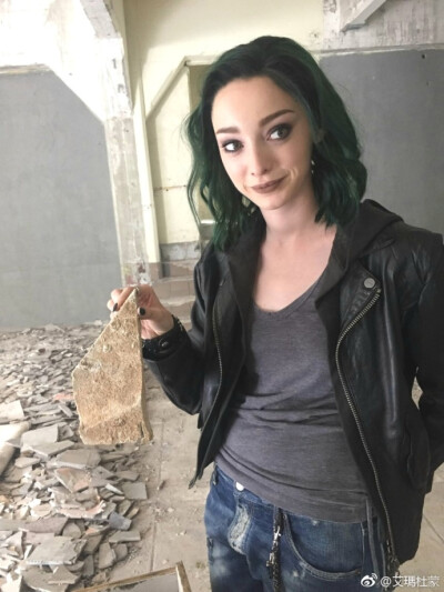 #EmmaDumont# ​​​​by REICY