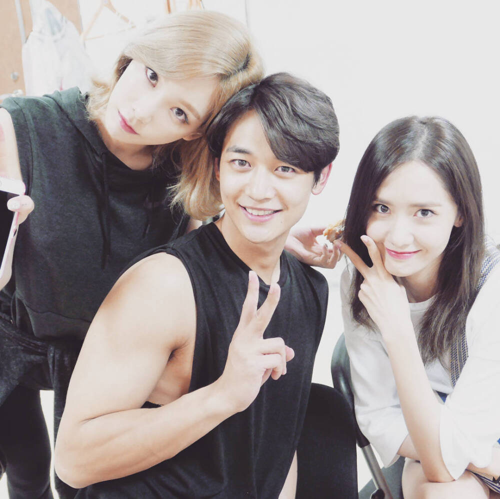 金泰妍 林允儿 崔珉豪