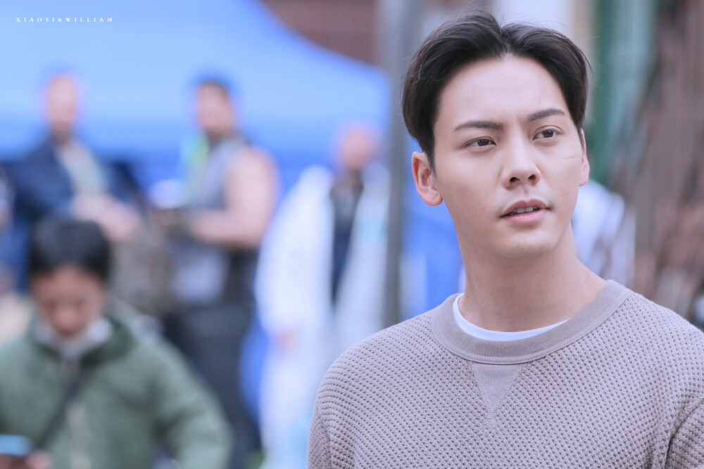 【陳偉霆 william chan】171204 橙紅年代 劉子光 探班 3680 x 2453