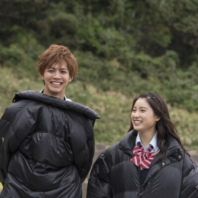 片寄凉太 土屋太凤