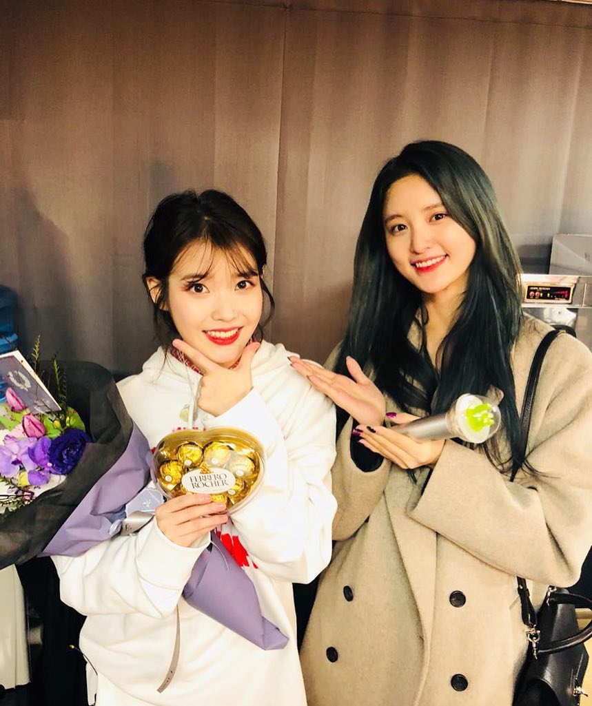 李知恩iu朴正花