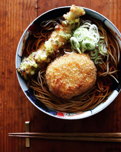 日式 の 麺 ​​​