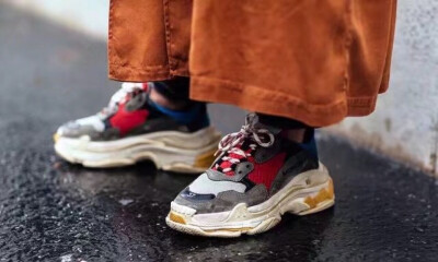 Balenciaga Triple S*