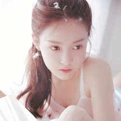 软妹头像:乖巧. ๑了无悲欢