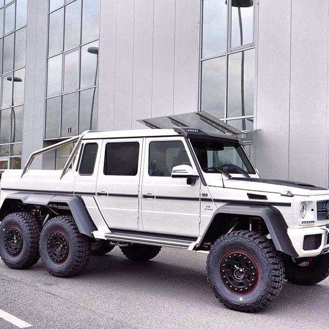 Dan Bilzerian Mercedes-Benz G63 6x6 SUV