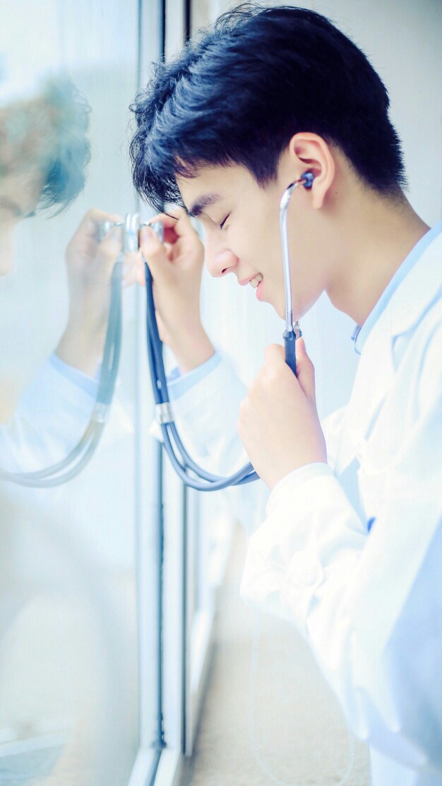 胡一天 胡老师 江辰