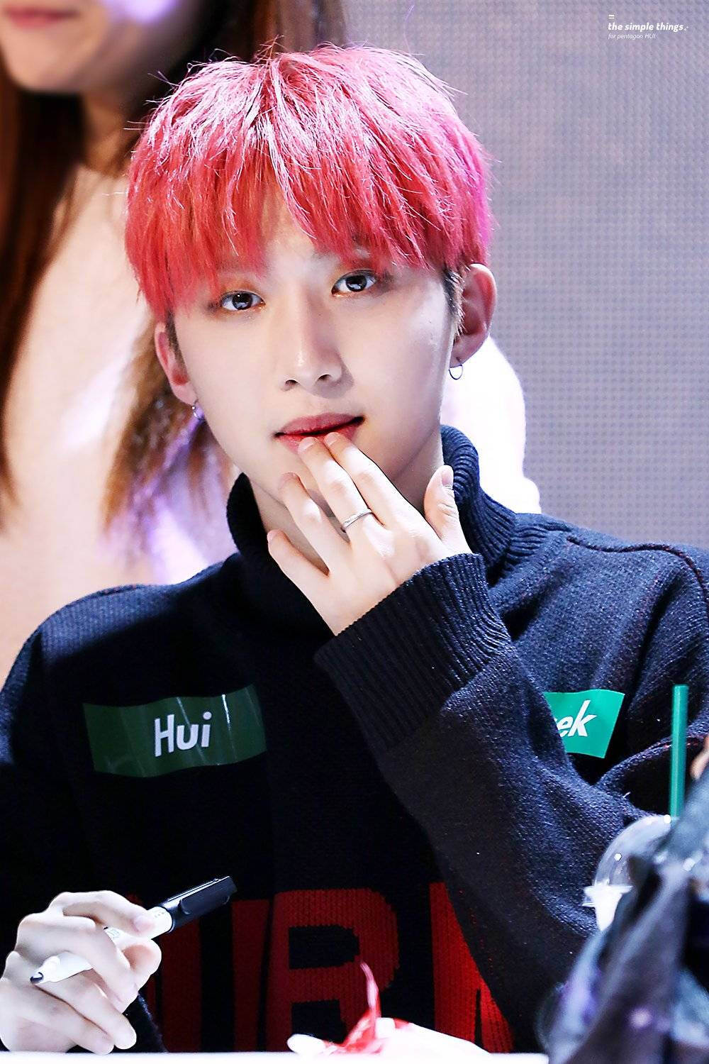 PENTAGON 李会泽（HUI）