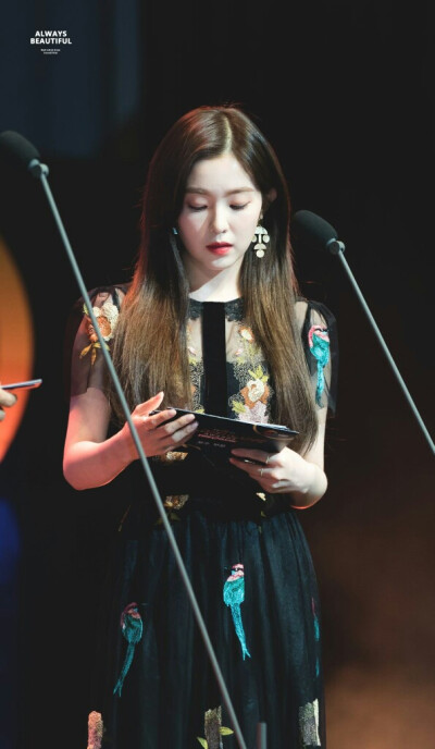 裴珠泫Irene RedVelvet