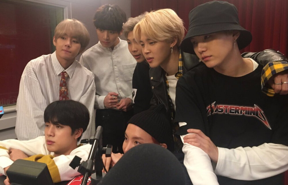 防弹少年团 BTS 田柾国 朴智旻 金泰亨 金南俊 闵玧其 金硕珍 郑号锡 #壁纸 #头像