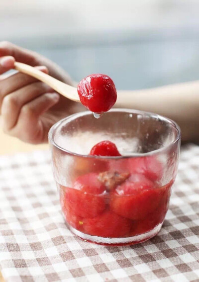 红运小番茄
Preserved Plum with Cherry Tomatoes