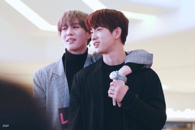 Jinyoung Yugyeom Cr: logo 