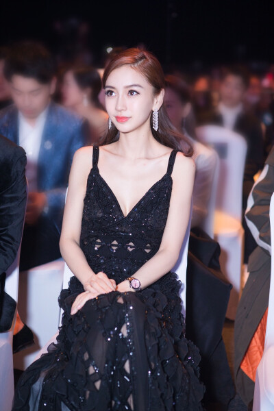 #美图系列##angelababy# @angelababy 出席#我是头条年度盛典# ​​​