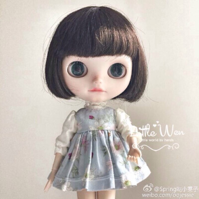 Blythe doll