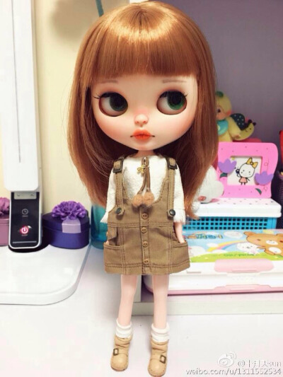 Blythe doll