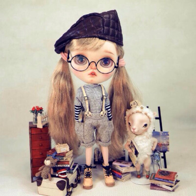 Blythe doll