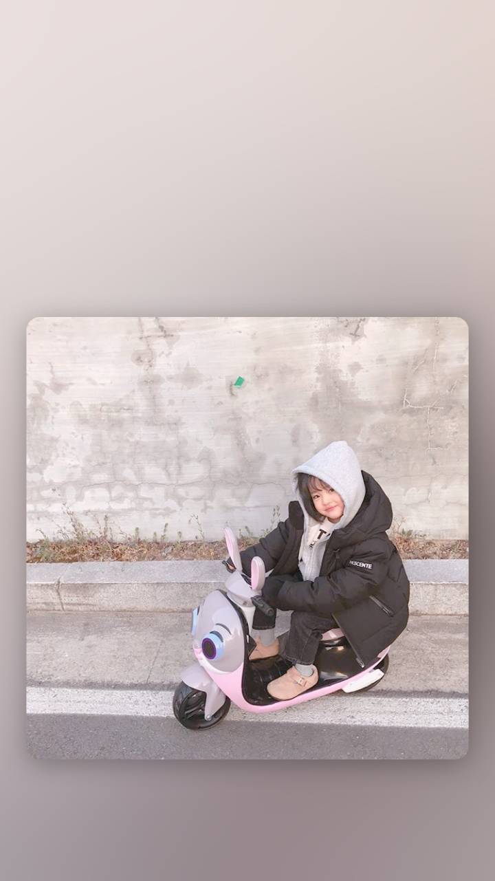 权律二头像壁纸合集，无水印原图，喜欢点赞收藏哦