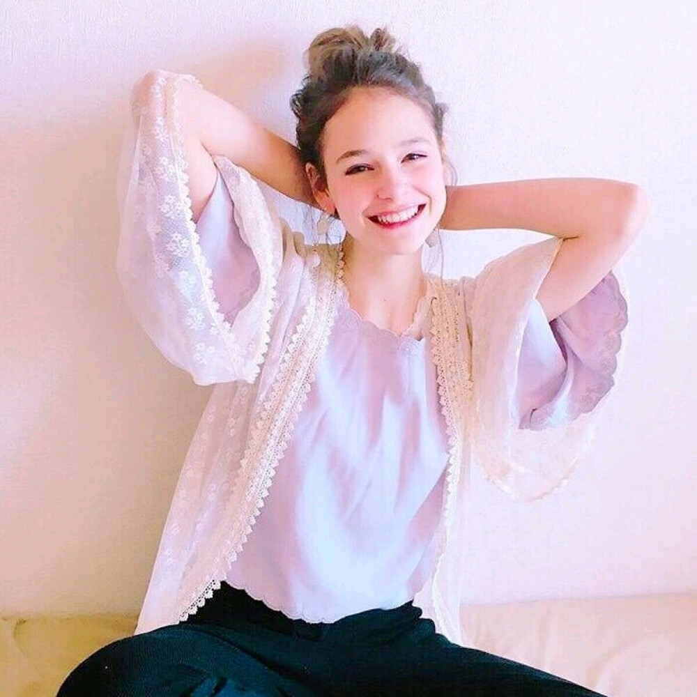 女生头像欧美唯美阳光治愈