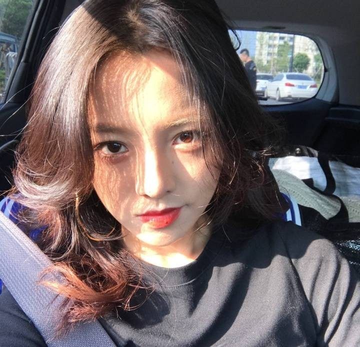 女头头像自然中意