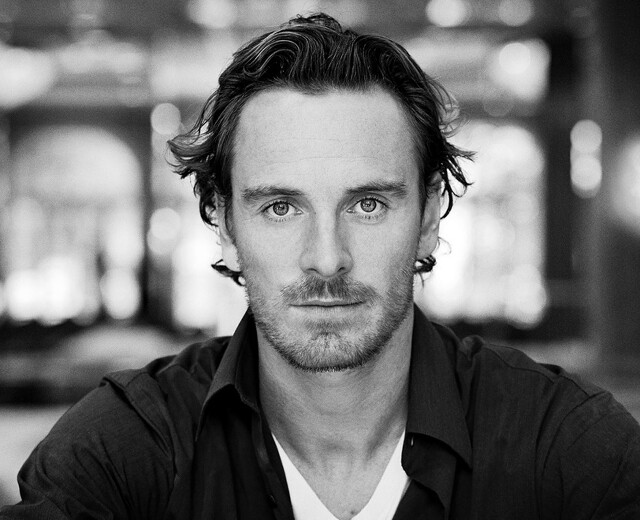 网易云法鲨歌手页头像