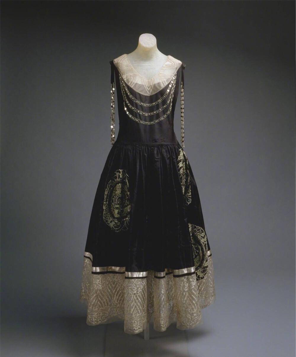 Jeanne Lanvin 1924年的Robe de style