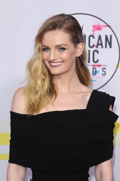 Lydia Hearst